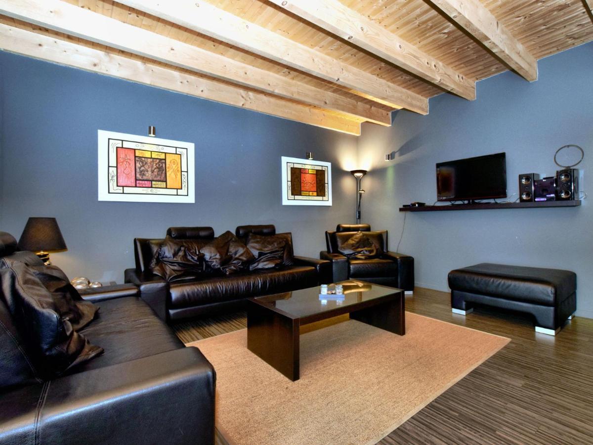 Beautiful Villa With Heated Outdoor Pool Manhay Exterior foto